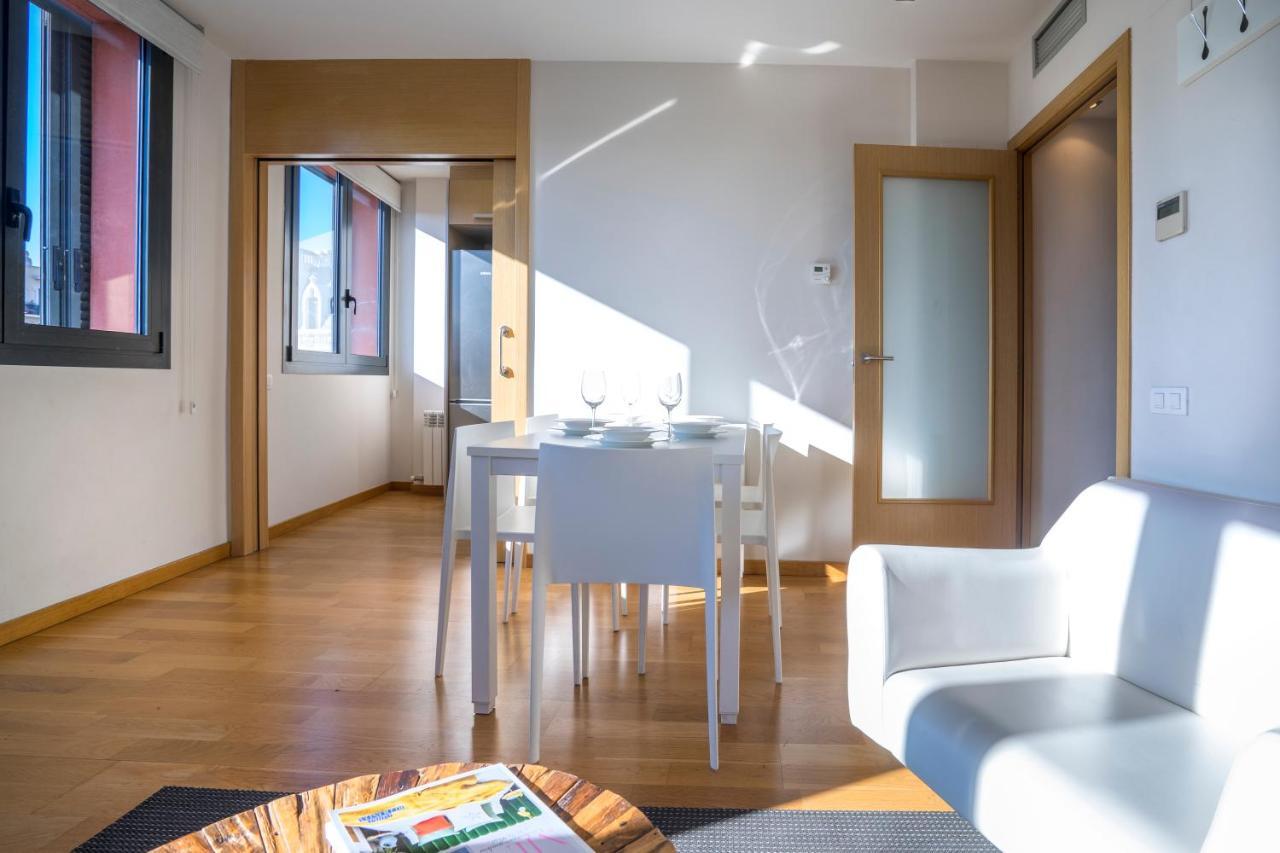 Friendly Rentals Jardinets Barcelona Værelse billede